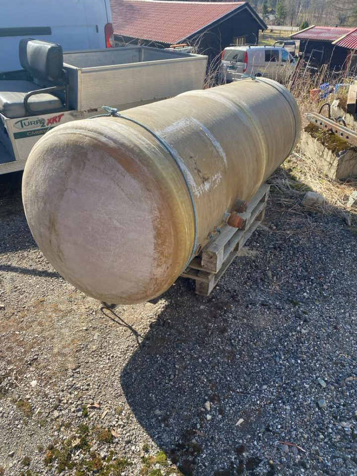 Parafin tank - Vegla/ Pajisja: foto 2 Parafin tank - Vegla/ Pajisja: foto 2