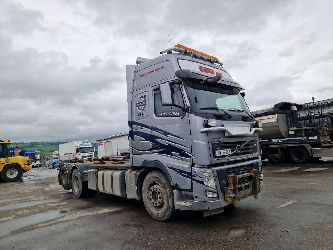 Volvo FH6X2-Krokbil med hydraulisk brøyteutstyr - Kamion vetëngarkues: foto 1 Volvo FH6X2-Krokbil med hydraulisk brøyteutstyr - Kamion vetëngarkues: foto 1