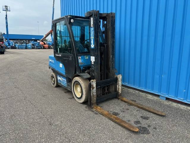 Yale GLP 35 VX - Pirun më gaz: foto 3 Yale GLP 35 VX - Pirun më gaz: foto 3
