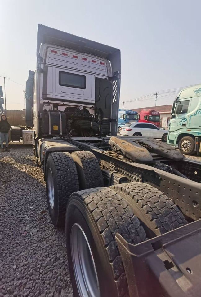 FAW J7 - Gjysmë-kamion: foto 4 FAW J7 - Gjysmë-kamion: foto 4