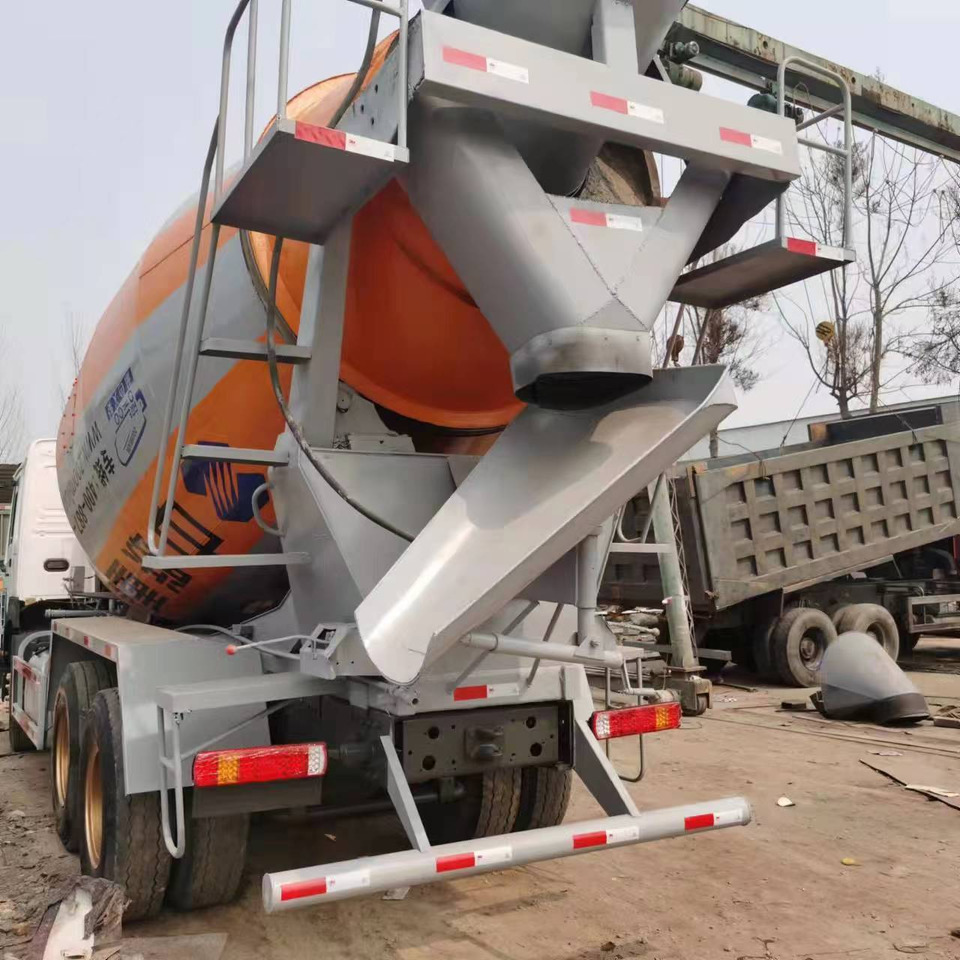 SINOTRUCK - Autobetoniere: foto 5 SINOTRUCK - Autobetoniere: foto 5