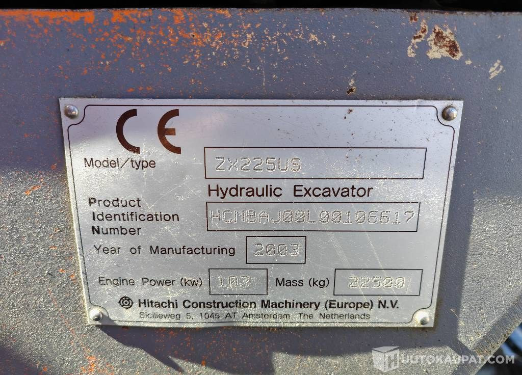 Ekskavator me zinxhirë Hitachi ZX 225 US, 2003, 16 156 h Kaivinkone, Kurikka: foto 11