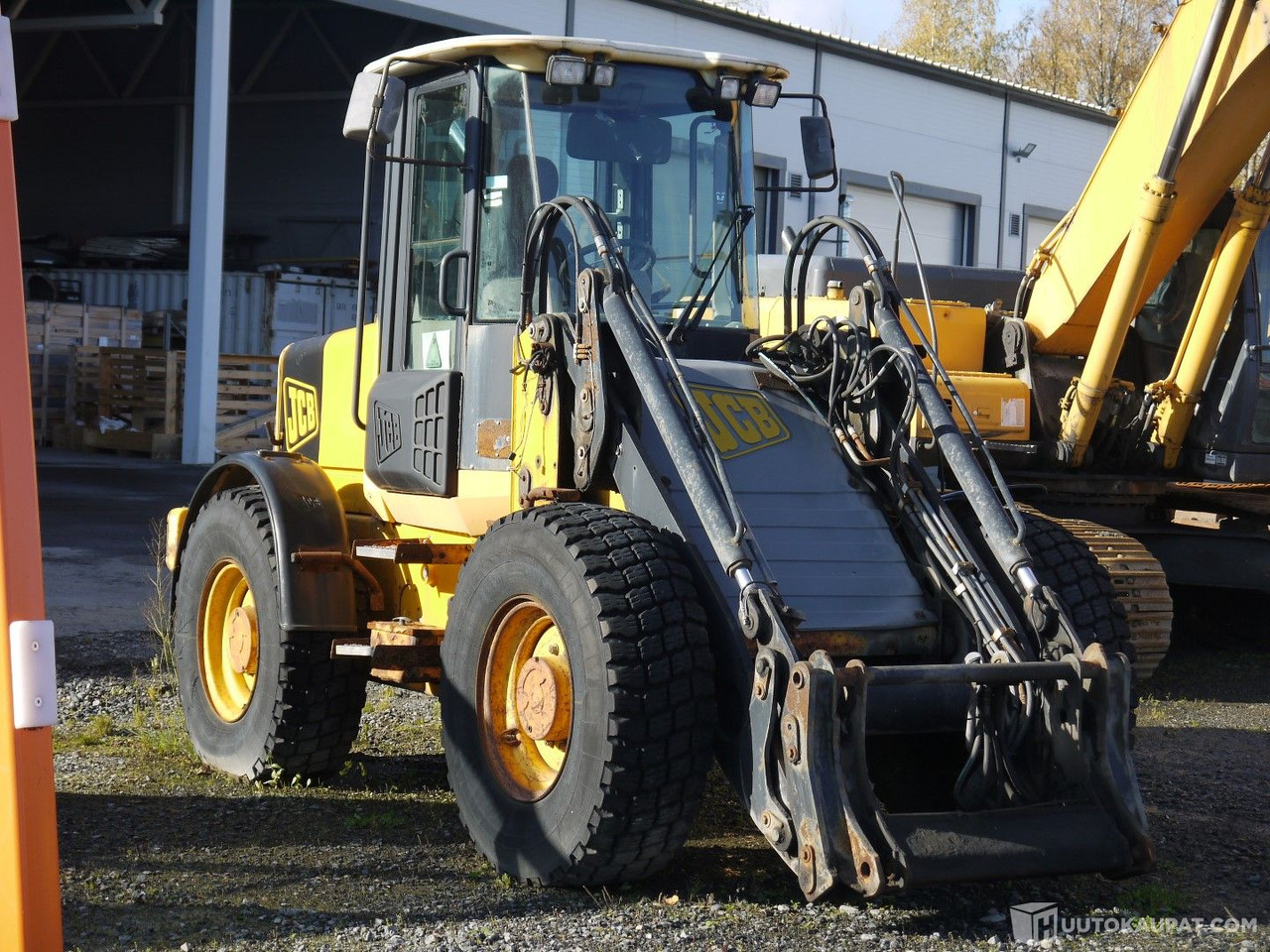 JCB 411, 2011 Pyöräkuormaaja, Humppila - Fadrom me goma: foto 2 JCB 411, 2011 Pyöräkuormaaja, Humppila - Fadrom me goma: foto 2
