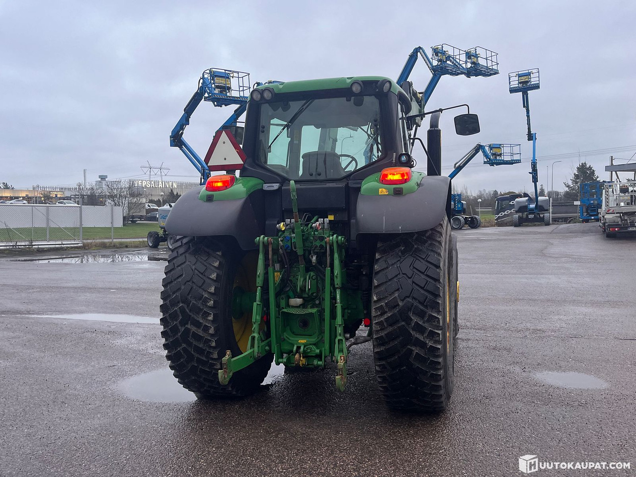 John Deere 6155M AutoQuad+ tractor with loader, 2018, Espoo - Traktor: foto 3 John Deere 6155M AutoQuad+ tractor with loader, 2018, Espoo - Traktor: foto 3