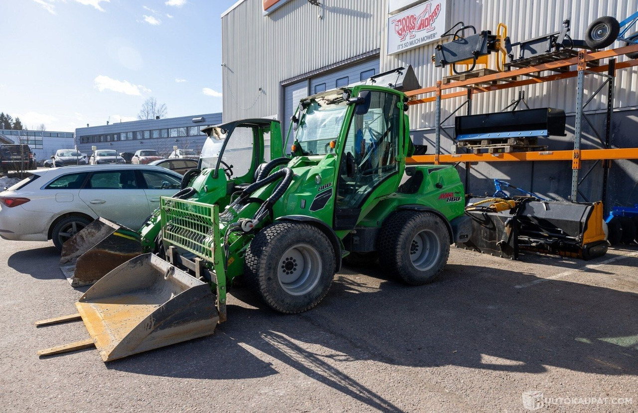 Avant 860 GT-ohjaamolla, 2022, Diesel, 1 000 h, Helsinki - Makineri bujqësore: foto 1 Avant 860 GT-ohjaamolla, 2022, Diesel, 1 000 h, Helsinki - Makineri bujqësore: foto 1