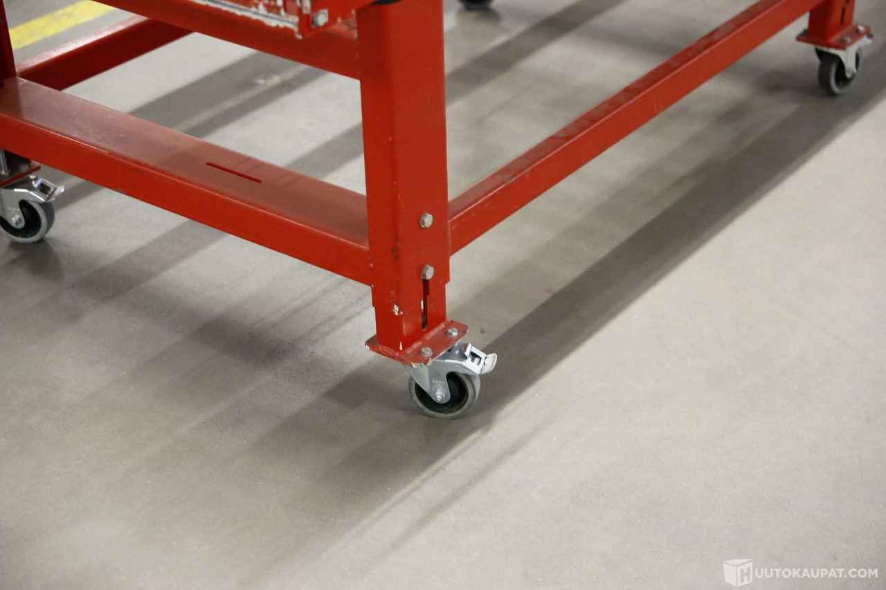 Moottoroitu, liikuteltava rullakuljetin, Ferroplan Oy. LGS6021, Vantaa - Makineritë e tjera: foto 4 Moottoroitu, liikuteltava rullakuljetin, Ferroplan Oy. LGS6021, Vantaa - Makineritë e tjera: foto 4