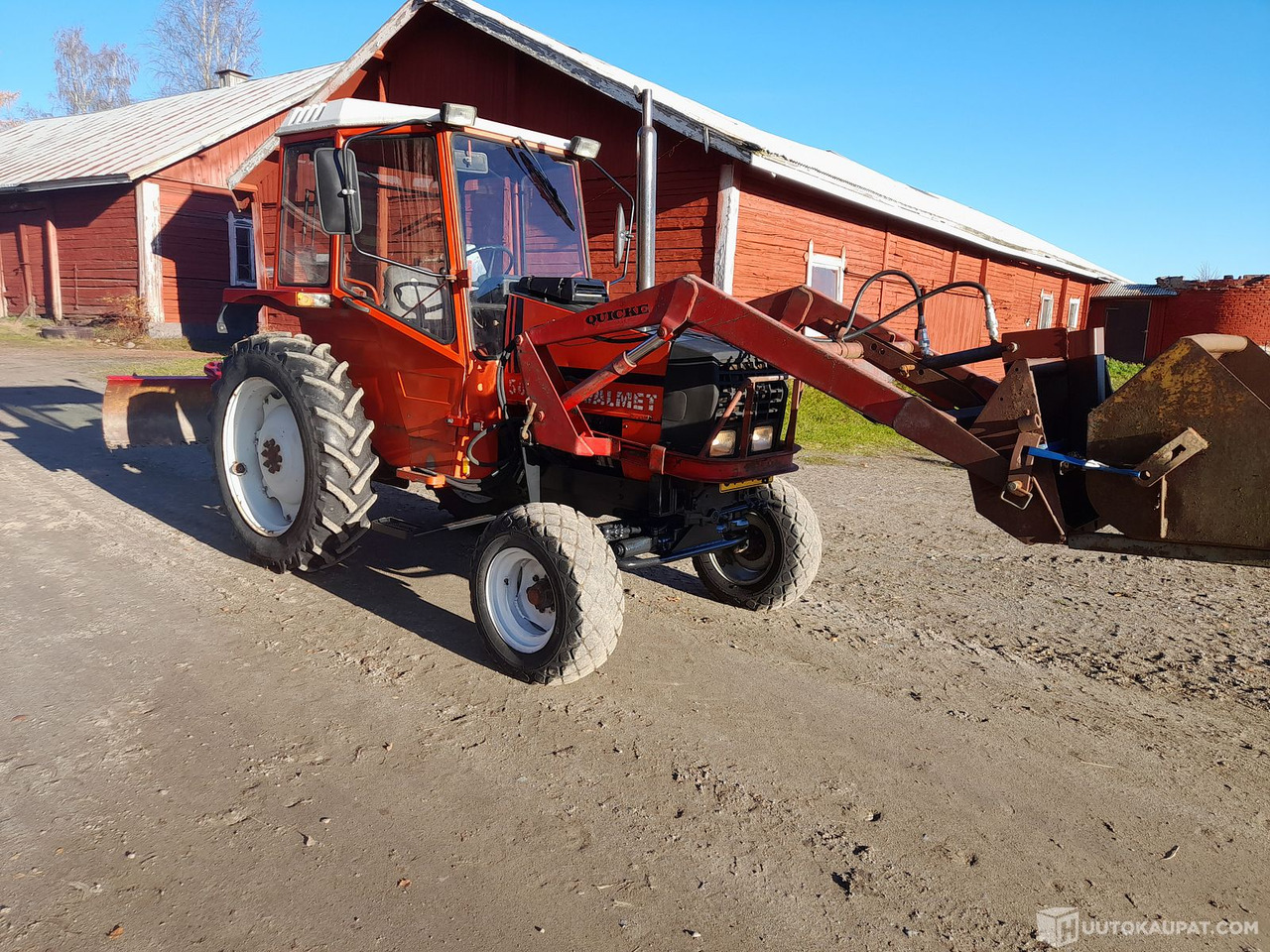 Traktori Valmet 504 1984 etukuormaajalla. Katso videot! MTK25, Forssa - Traktor: foto 2 Traktori Valmet 504 1984 etukuormaajalla. Katso videot! MTK25, Forssa - Traktor: foto 2
