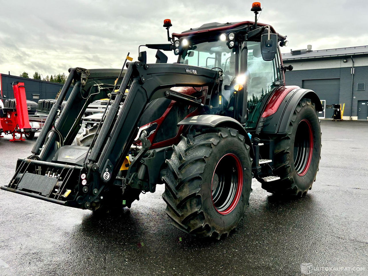 Valtra N175 traktori, 2024, vain 360h!! MTK25, Kempele - Traktor: foto 2 Valtra N175 traktori, 2024, vain 360h!! MTK25, Kempele - Traktor: foto 2