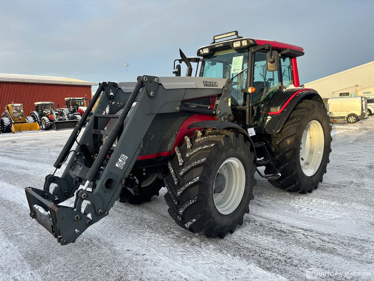 Valtra T131H kuormaajalla.Todella siisti ja vähän ajettu!, 2008 MTK25, Tornio - Traktor: foto 1 Valtra T131H kuormaajalla.Todella siisti ja vähän ajettu!, 2008 MTK25, Tornio - Traktor: foto 1
