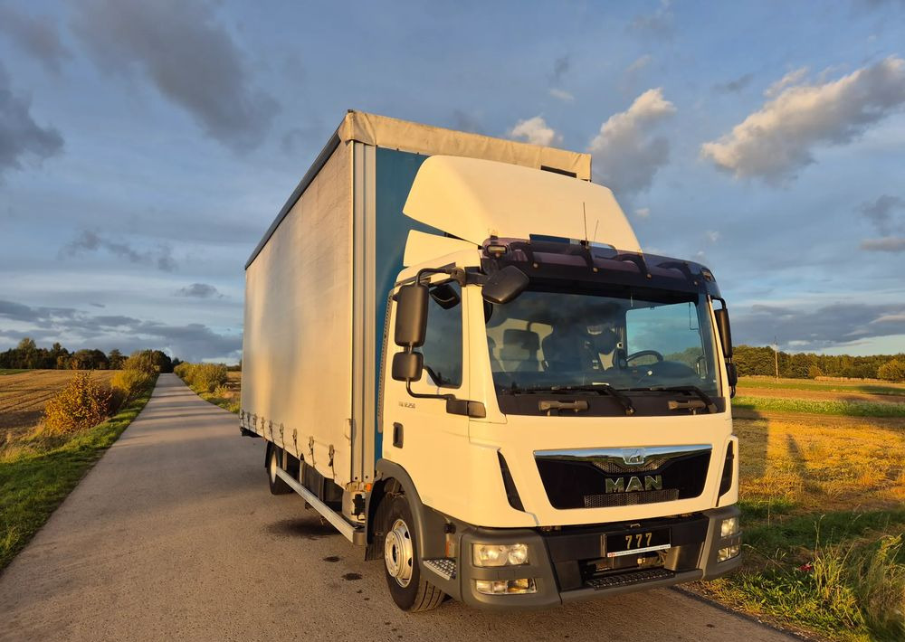 MAN TGL 12.250 6.2m 7.6m HAK AUTOMAT KLIMA 12000kg ESP EURO 6 mega / TOP STAN / okazja nauka jazdy MOŻLIWOŚĆ DOSTOSOWANIA elka - Kamion me tendë: foto 2 MAN TGL 12.250 6.2m 7.6m HAK AUTOMAT KLIMA 12000kg ESP EURO 6 mega / TOP STAN / okazja nauka jazdy MOŻLIWOŚĆ DOSTOSOWANIA elka - Kamion me tendë: foto 2