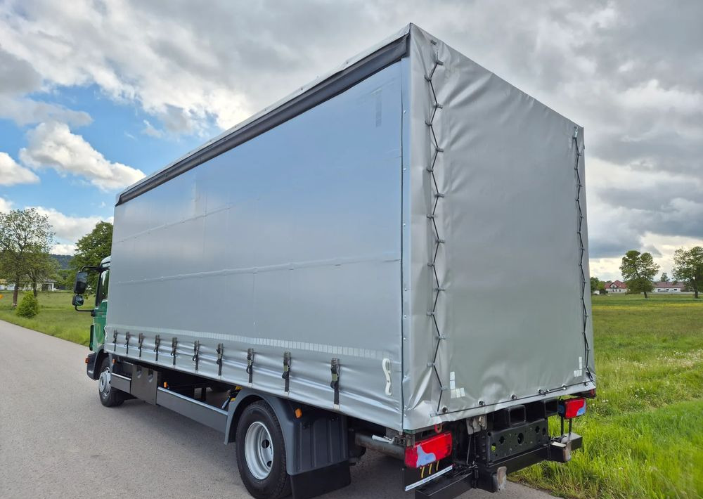 MAN TGL 12.250 6.2m AUTOMAT KLIMA z Niemiec ESP nowe opony EURO 6 / 4.75 rozstaw / zawiesie na wózek widłowy / TOP STAN / okazja nauka jazdy MOŻLIWOŚĆ DOSTOSOWANIA 12t - Kamion me tendë: foto 5 MAN TGL 12.250 6.2m AUTOMAT KLIMA z Niemiec ESP nowe opony EURO 6 / 4.75 rozstaw / zawiesie na wózek widłowy / TOP STAN / okazja nauka jazdy MOŻLIWOŚĆ DOSTOSOWANIA 12t - Kamion me tendë: foto 5