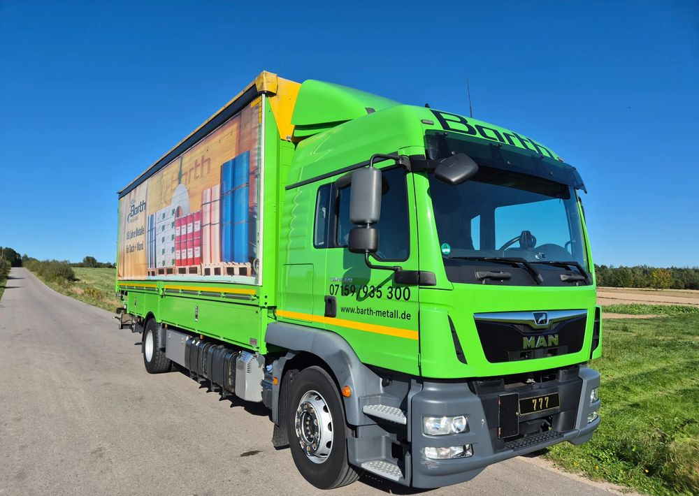 MAN Tgm 18.320 FULL SERWIS UNIKAT TOP ORYGINALNY PRZEBIEG z Niemiec AUTOMAT WINDA ACC Pirelli klima postojowa 18.250 18.290 15.250 15.290 15.320 - Kamion me tendë: foto 1 MAN Tgm 18.320 FULL SERWIS UNIKAT TOP ORYGINALNY PRZEBIEG z Niemiec AUTOMAT WINDA ACC Pirelli klima postojowa 18.250 18.290 15.250 15.290 15.320 - Kamion me tendë: foto 1