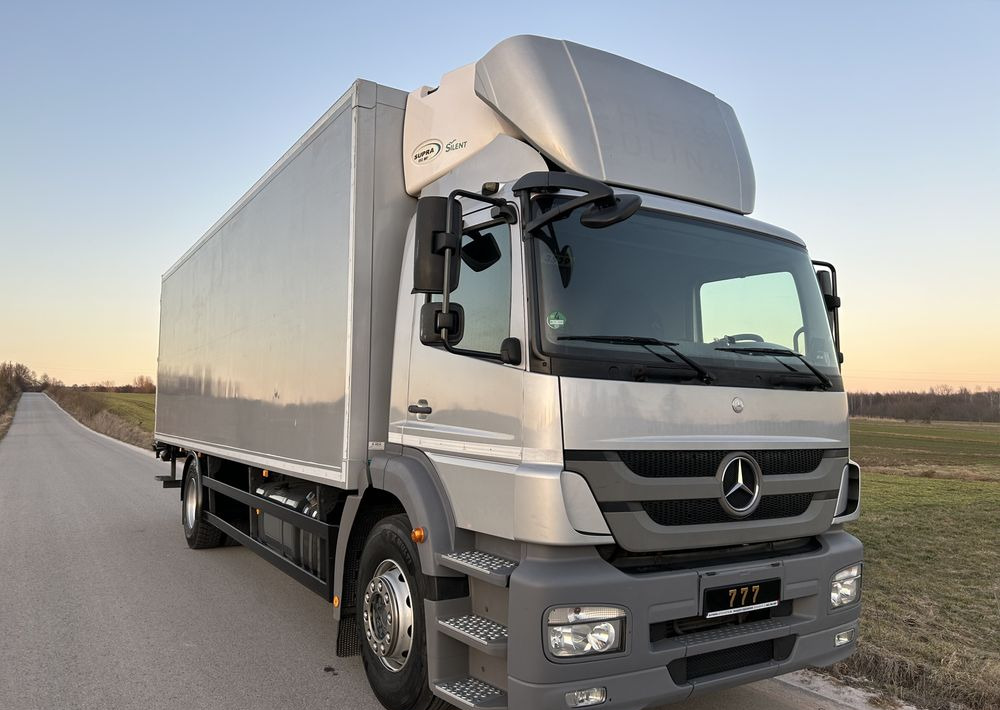 Mercedes-Benz Axor 1824 237000km !! TOP 8m 20 palet / z Niemiec / Euro 5 ! / agregat Carrier Supra 950 - Kamion frigorifer: foto 3 Mercedes-Benz Axor 1824 237000km !! TOP 8m 20 palet / z Niemiec / Euro 5 ! / agregat Carrier Supra 950 - Kamion frigorifer: foto 3