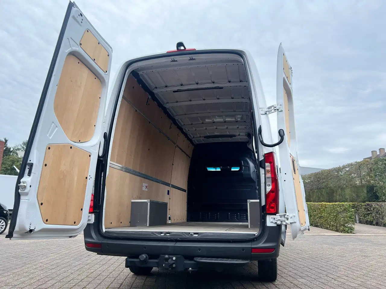 Mercedes-Benz Sprinter 317 L3H2 (38.750ex) 3.5T SLEEP|CARPLAY|CAMERA|PTS - Furgon: foto 5 Mercedes-Benz Sprinter 317 L3H2 (38.750ex) 3.5T SLEEP|CARPLAY|CAMERA|PTS - Furgon: foto 5