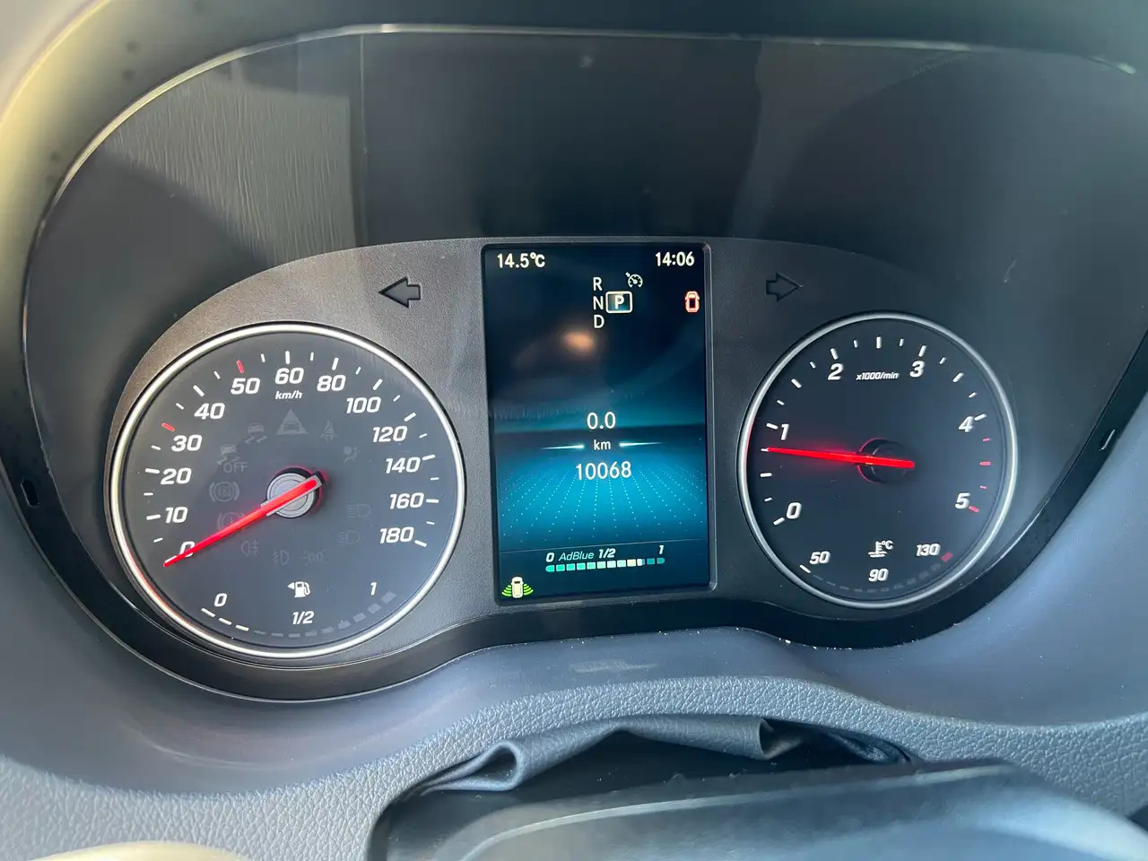 Lizingu i Mercedes-Benz Sprinter 319 L2H2 AWD (58.500€ex) 360CAMERA|4X4|2.8t Sle Mercedes-Benz Sprinter 319 L2H2 AWD (58.500€ex) 360CAMERA|4X4|2.8t Sle: foto 18
