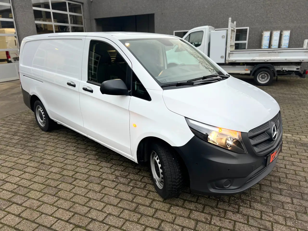 Mercedes-Benz Vito 114 PERFECT TOOL A2/L2 (28.900ex.) Camera|AUDIO40 - Furgon: foto 3 Mercedes-Benz Vito 114 PERFECT TOOL A2/L2 (28.900ex.) Camera|AUDIO40 - Furgon: foto 3