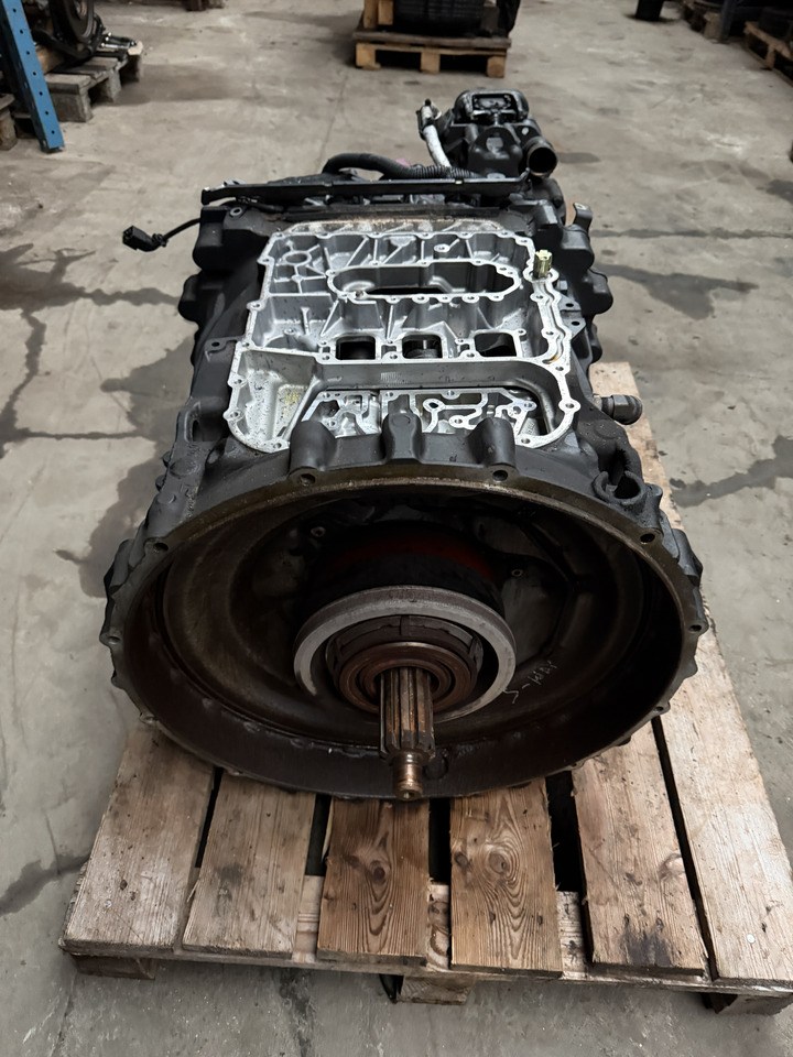 Iveco Hi-Way S-Way - Kutia e marsheve: foto 2 Iveco Hi-Way S-Way - Kutia e marsheve: foto 2