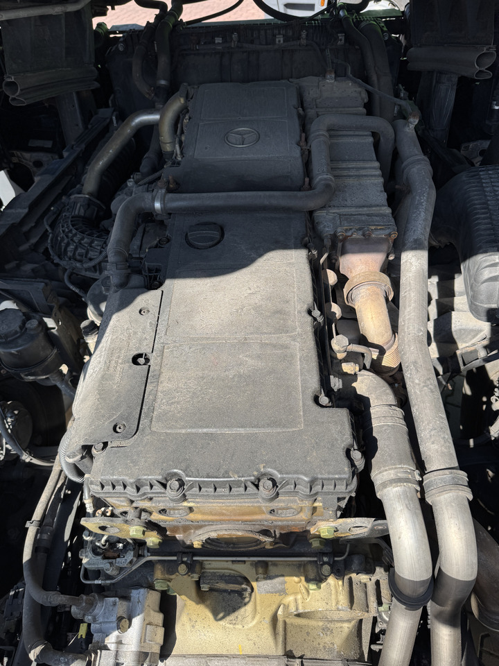 Mercedes-Benz Actros MP 4 OM471LA truck - Motori për Kamioni: foto 1 Mercedes-Benz Actros MP 4 OM471LA truck - Motori për Kamioni: foto 1