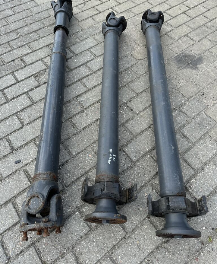 Mercedes-Benz WAŁ PĘDNY NAPĘDOWY 3 CZĘSCIOWY MERCEDES ATEGO III 17.5 - Bosht dhe pjesë këmbimi për Kamioni: foto 2 Mercedes-Benz WAŁ PĘDNY NAPĘDOWY 3 CZĘSCIOWY MERCEDES ATEGO III 17.5 - Bosht dhe pjesë këmbimi për Kamioni: foto 2