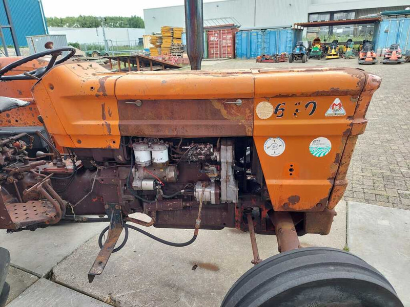 Fiat 640/8 - Traktor: foto 5 Fiat 640/8 - Traktor: foto 5