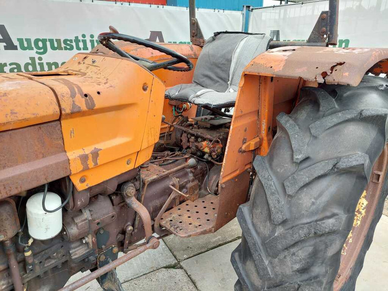 Fiat 640/8 - Traktor: foto 3 Fiat 640/8 - Traktor: foto 3