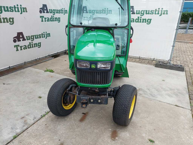 John Deere 2320 - Minitraktor: foto 3 John Deere 2320 - Minitraktor: foto 3