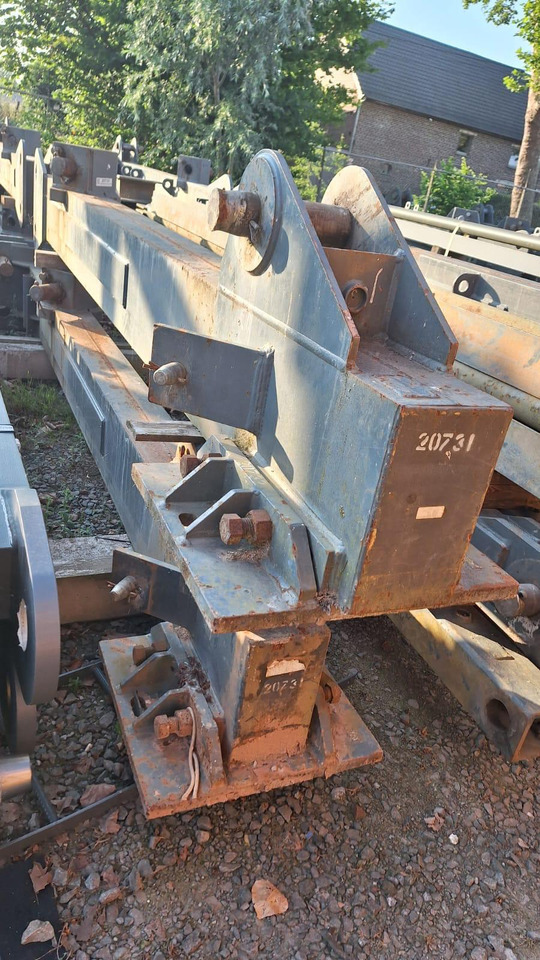 LIEBHERR Unterwagen 256HC - Vinç: foto 2 LIEBHERR Unterwagen 256HC - Vinç: foto 2