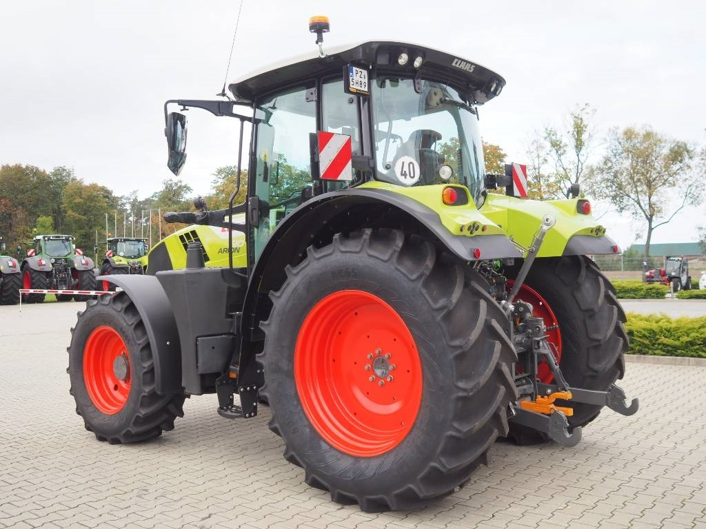 Claas Arion 610 CIS - Traktor: foto 2 Claas Arion 610 CIS - Traktor: foto 2