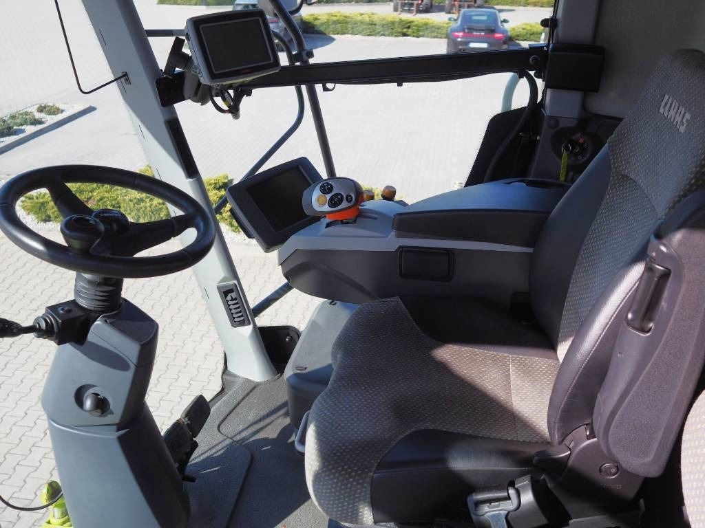 Claas Lexion 750TT GPS + V930 - Autokombajnë: foto 5 Claas Lexion 750TT GPS + V930 - Autokombajnë: foto 5