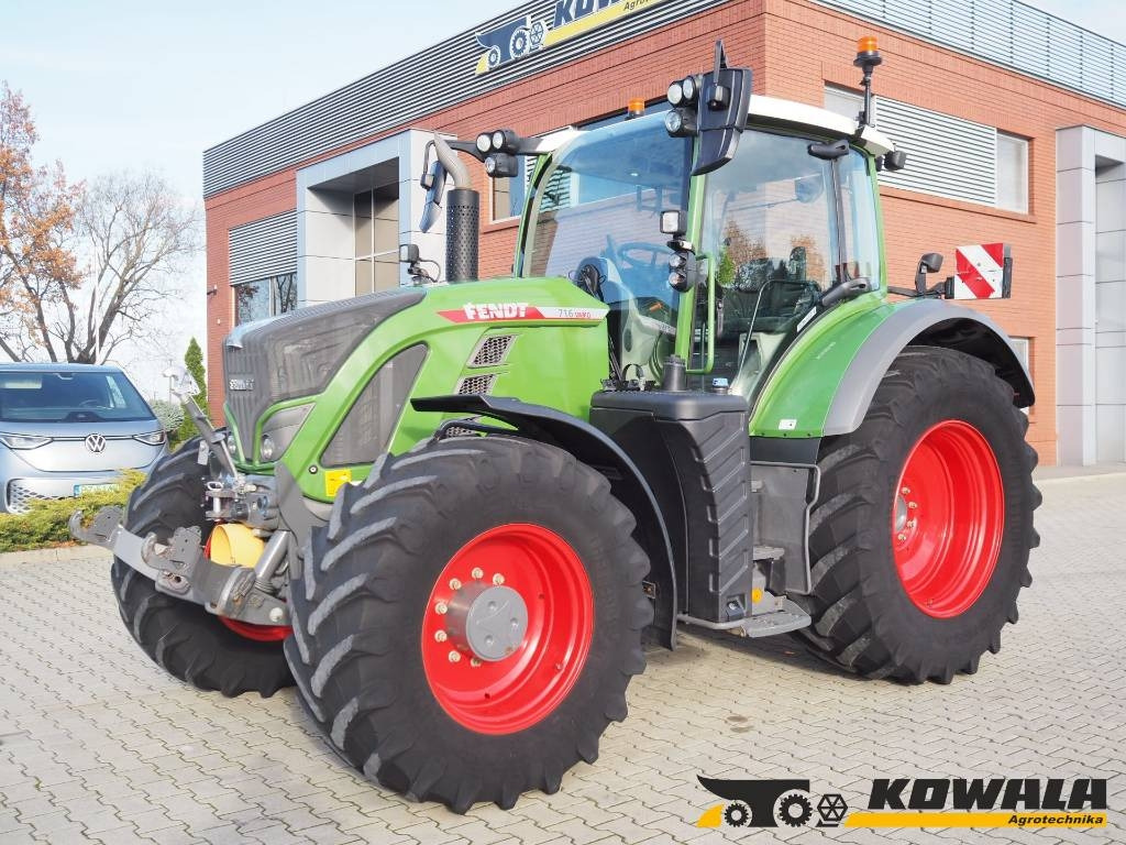 Fendt 716 Vario Gen6 Power+, GPS - Traktor: foto 1 Fendt 716 Vario Gen6 Power+, GPS - Traktor: foto 1