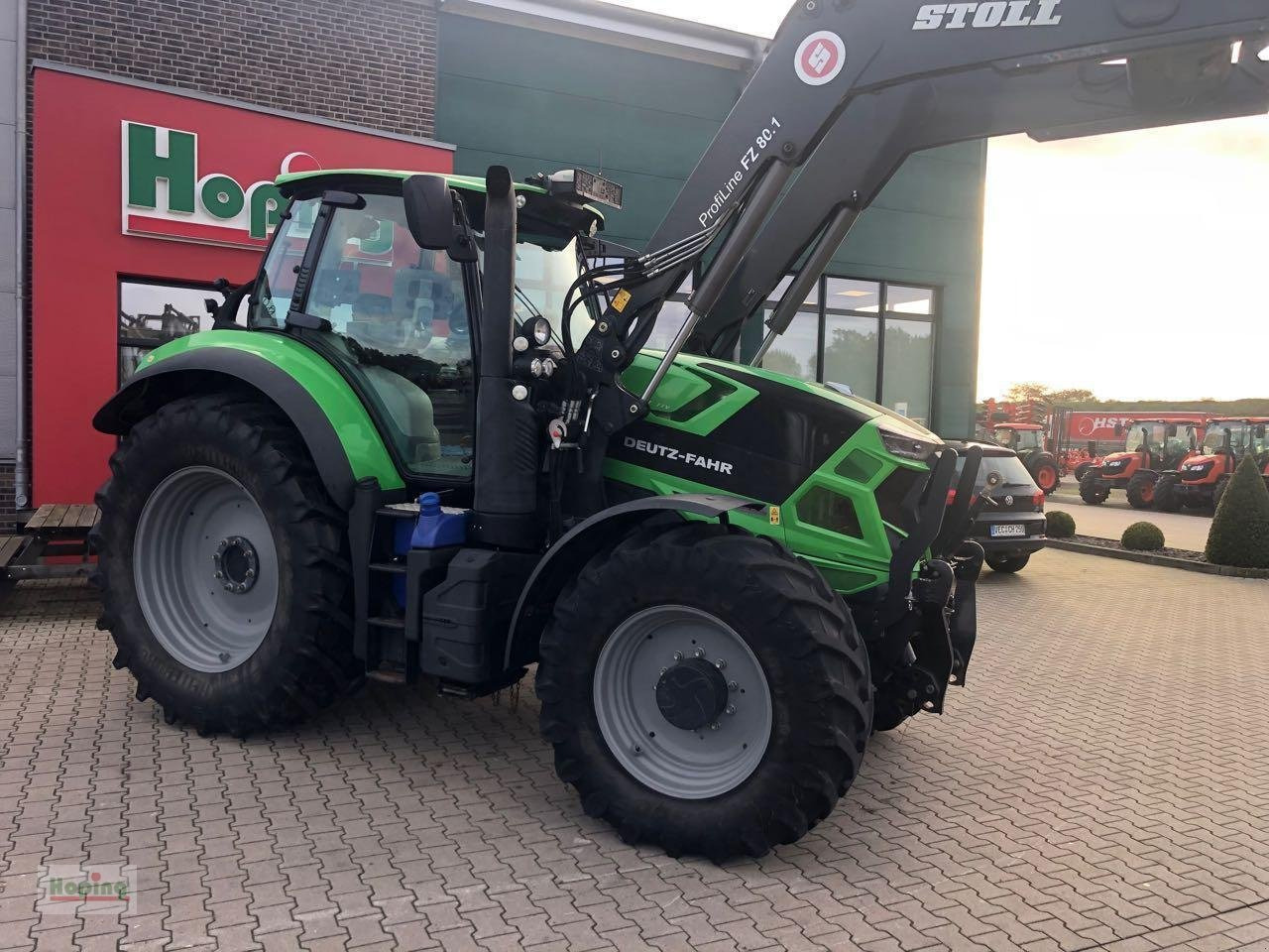 Deutz-Fahr 6215 Agrotron TTV - Traktor: foto 4 Deutz-Fahr 6215 Agrotron TTV - Traktor: foto 4