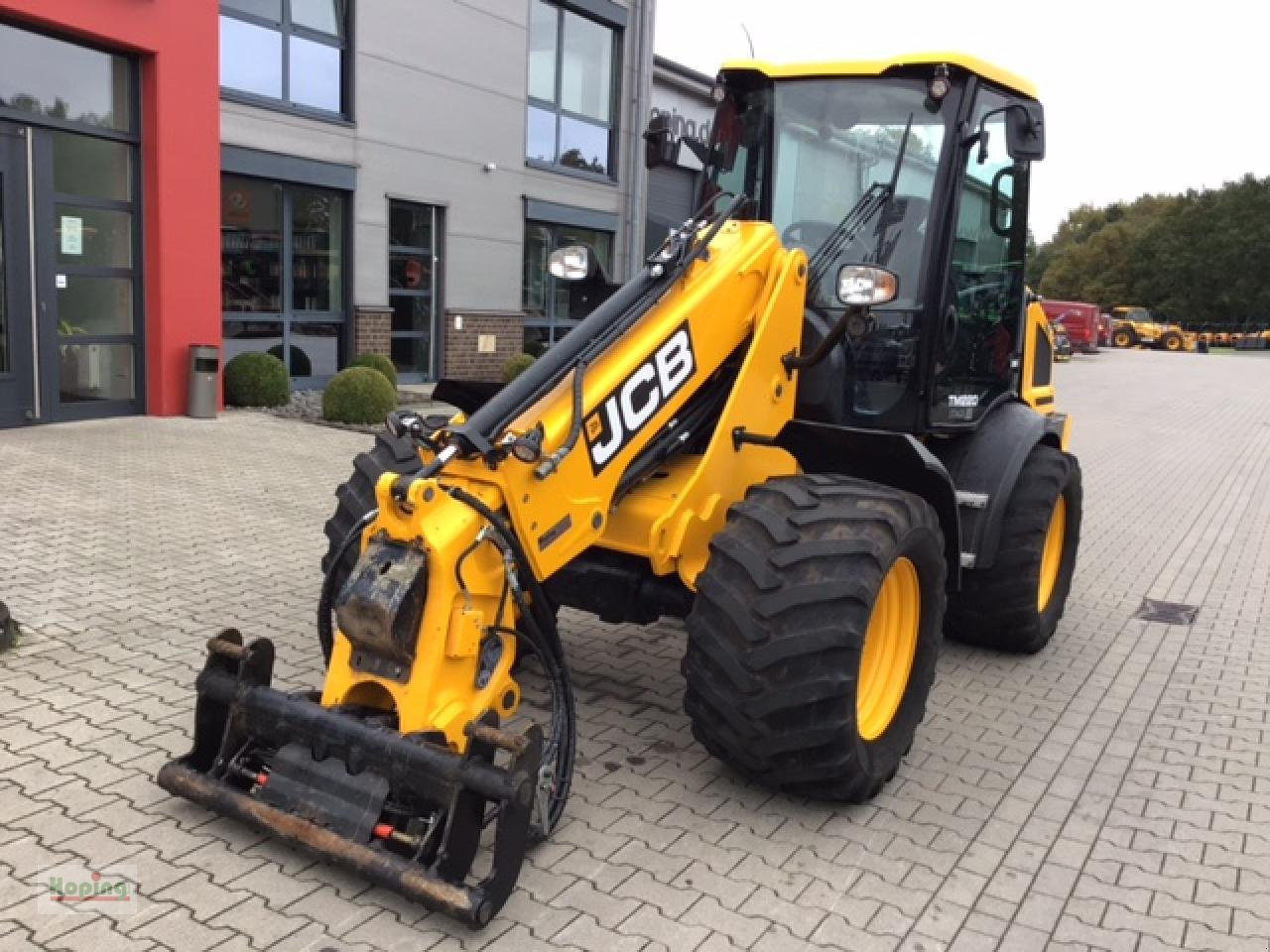 JCB TM 220 - Fadrom me goma: foto 2 JCB TM 220 - Fadrom me goma: foto 2