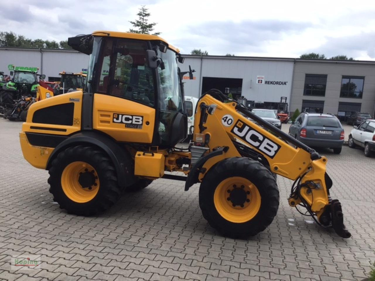 JCB TM 220 - Fadrom me goma: foto 4 JCB TM 220 - Fadrom me goma: foto 4