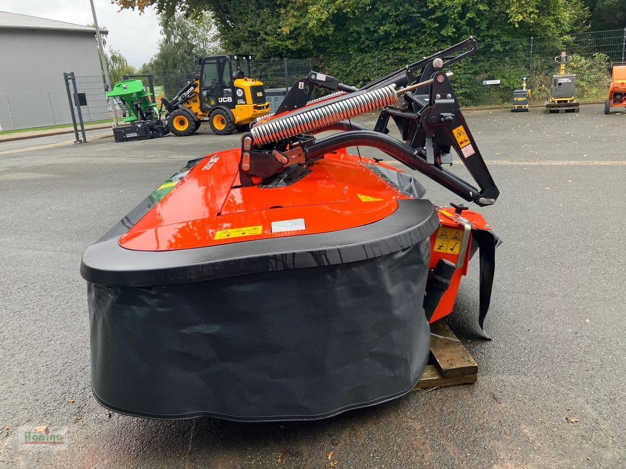 Kubota DMC7332 FT - Korrëse bari: foto 4 Kubota DMC7332 FT - Korrëse bari: foto 4