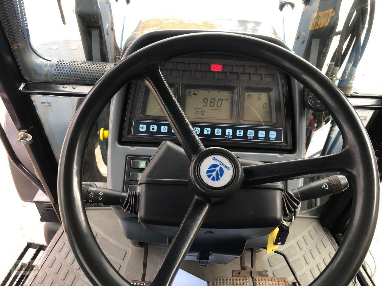 Traktor New Holland TSA 115: foto 18