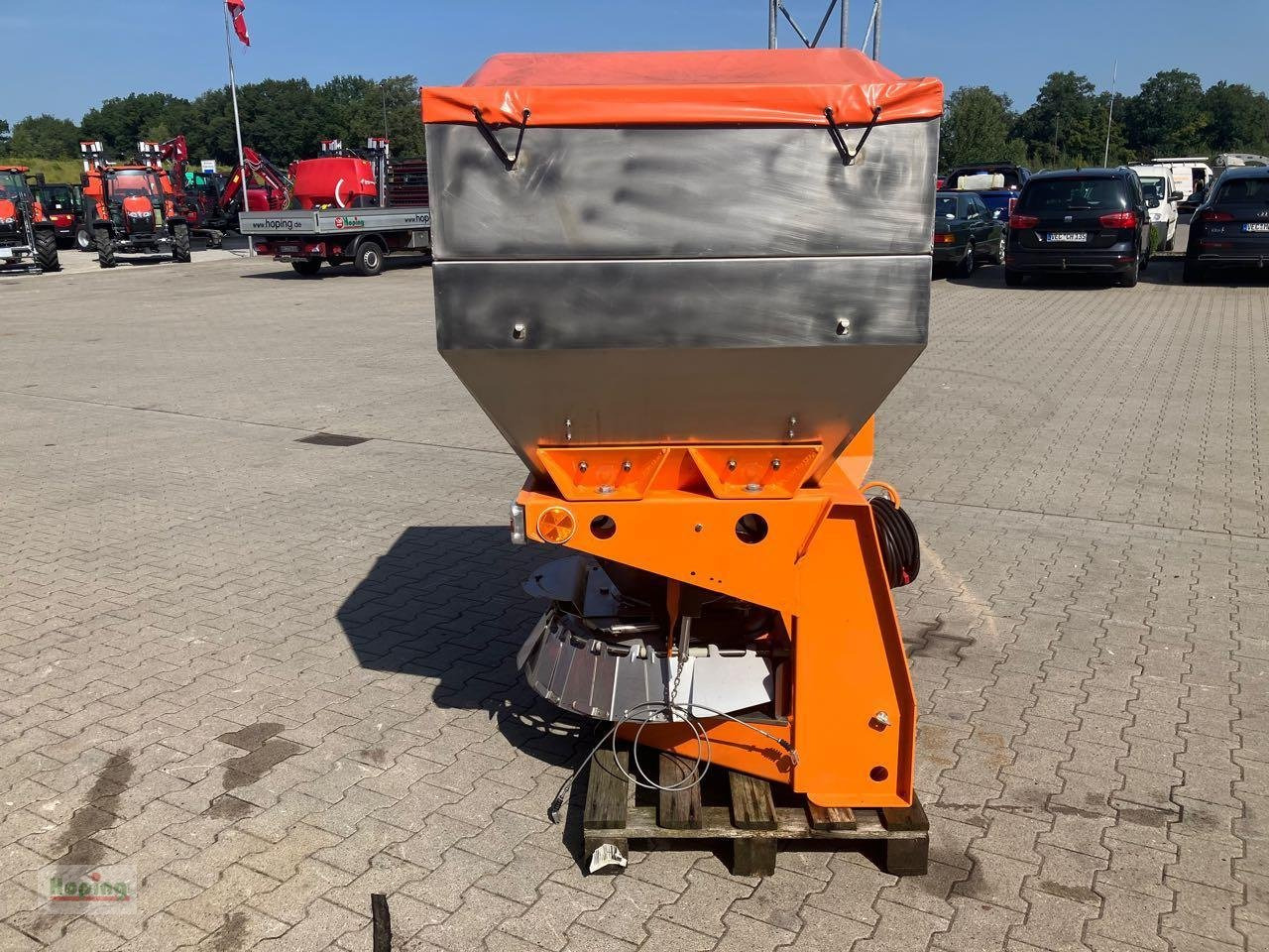 Saphir Vortex 600E - Shpërndarës rëre/ Kripe: foto 4 Saphir Vortex 600E - Shpërndarës rëre/ Kripe: foto 4