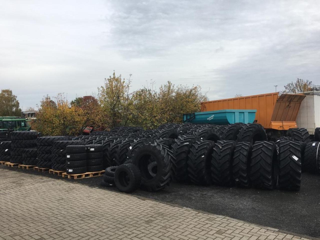 650/65R38 *GRI* - Gomë: foto 5 650/65R38 *GRI* - Gomë: foto 5