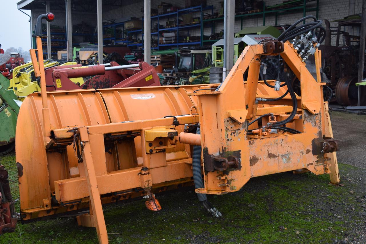 Beilhack Schneepflug / -räumschild 3,40m - Thikë: foto 4 Beilhack Schneepflug / -räumschild 3,40m - Thikë: foto 4