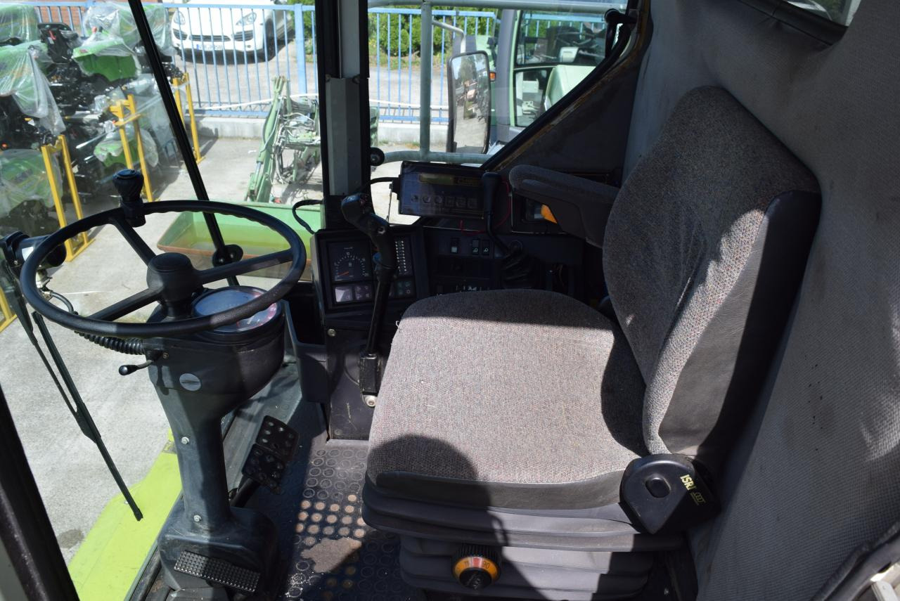 CLAAS Dominator 118 SL Maxi - Autokombajnë: foto 5 CLAAS Dominator 118 SL Maxi - Autokombajnë: foto 5