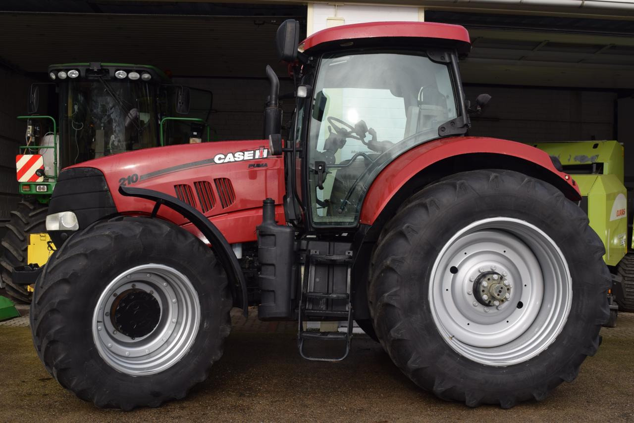 Case-IH Puma 210 - Traktor: foto 3 Case-IH Puma 210 - Traktor: foto 3