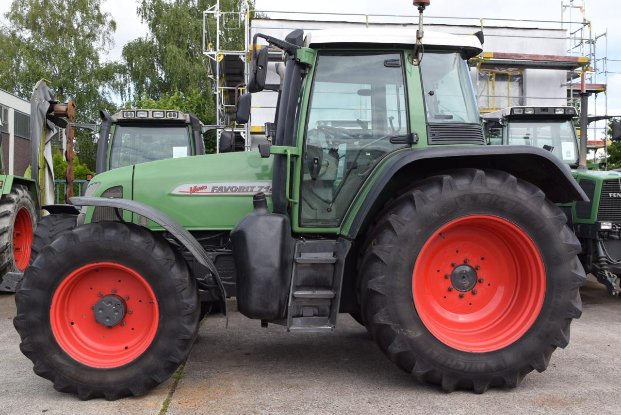 Fendt 714 Vario - Traktor: foto 1 Fendt 714 Vario - Traktor: foto 1