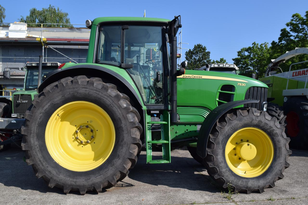 John Deere 7530 Premium - Traktor: foto 3 John Deere 7530 Premium - Traktor: foto 3