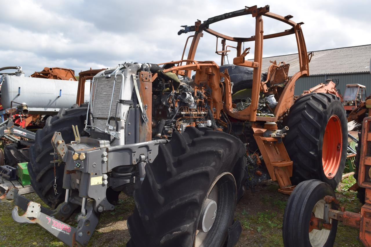 Valtra T234 *zur Teileverwertung* - Traktor: foto 2 Valtra T234 *zur Teileverwertung* - Traktor: foto 2