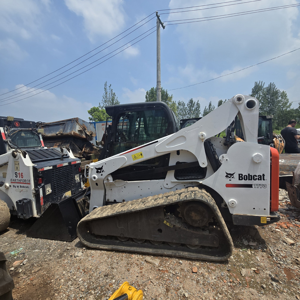 BOBCAT T770 - Mini fadrom: foto 4 BOBCAT T770 - Mini fadrom: foto 4