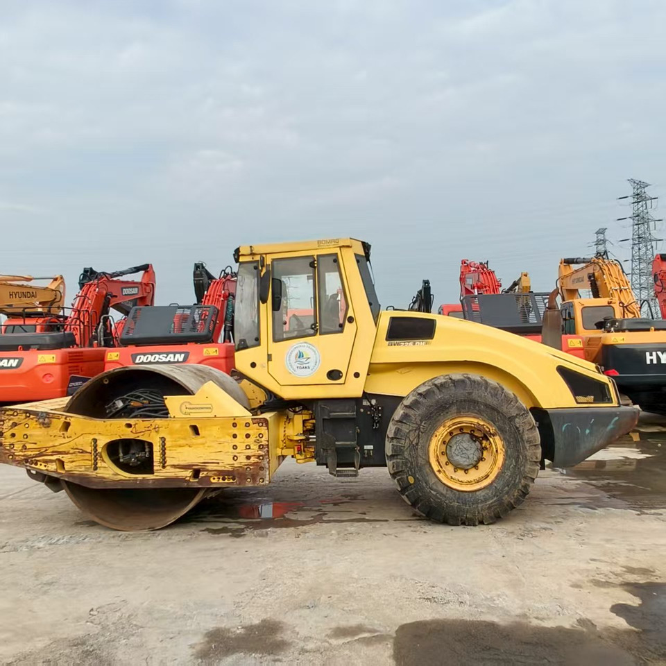 BOMAG BW226DH - Rul rrugësh: foto 1 BOMAG BW226DH - Rul rrugësh: foto 1