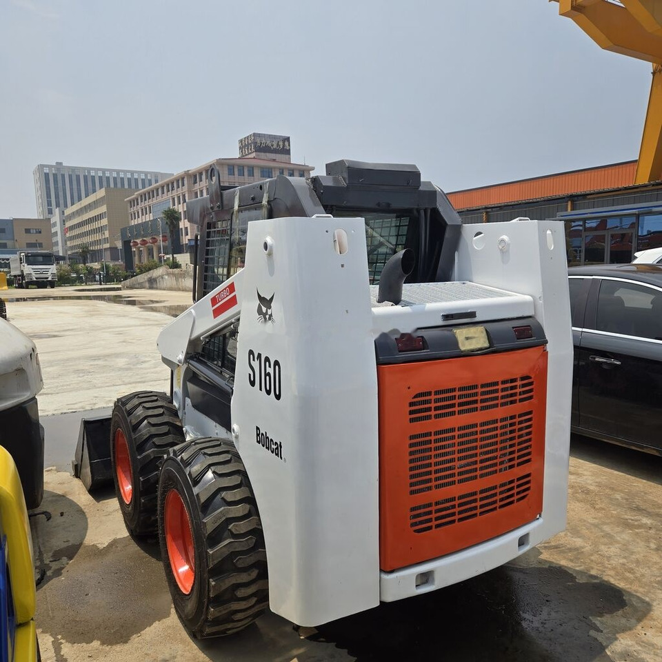 Bobcat S160 - Mini fadrom: foto 5 Bobcat S160 - Mini fadrom: foto 5