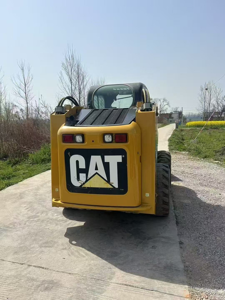 CATERPILLAR 246C - Mini fadrom: foto 4 CATERPILLAR 246C - Mini fadrom: foto 4