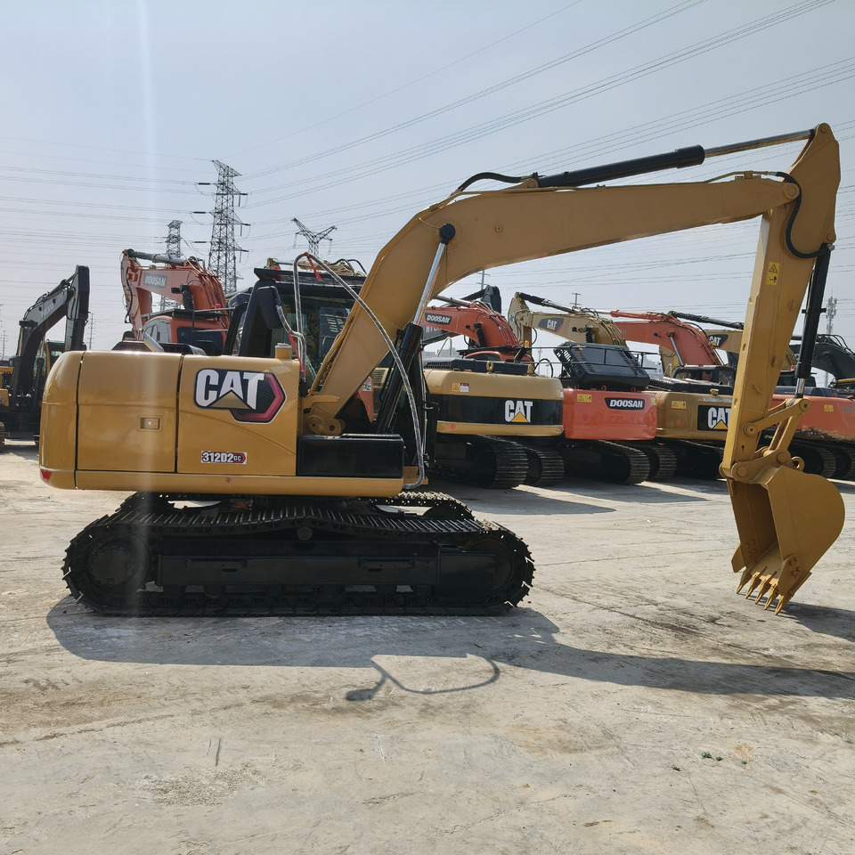 CATERPILLAR 312D2GC - Ekskavator me zinxhirë: foto 2 CATERPILLAR 312D2GC - Ekskavator me zinxhirë: foto 2