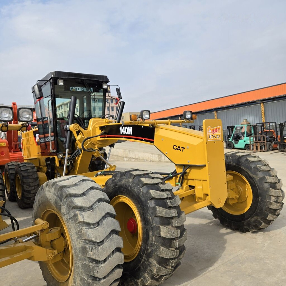 Caterpillar 140H - Makinë niveluese: foto 5 Caterpillar 140H - Makinë niveluese: foto 5