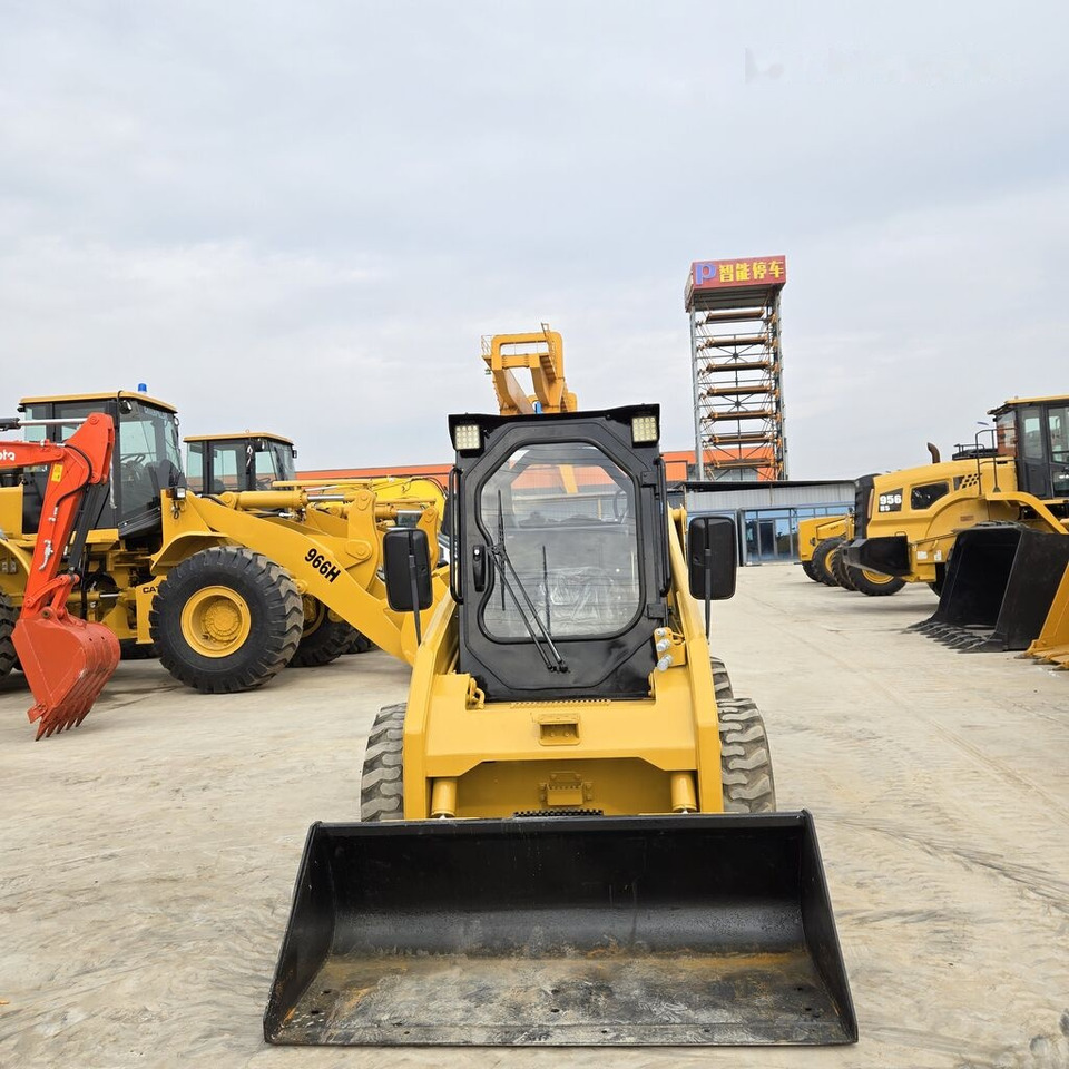 Mini fadrom Caterpillar 246D: foto 6